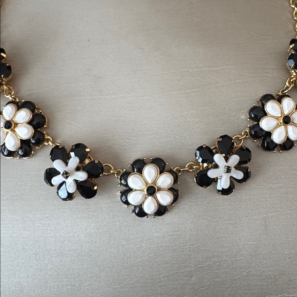 Talbots Necklace - Picture 3 of 4